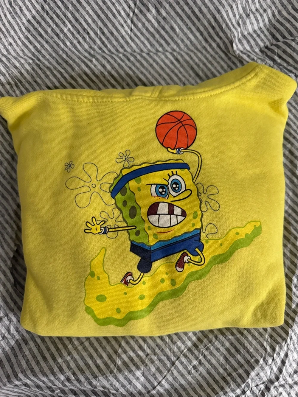 Nike kyrie x SpongeBob Yellow Pullover Hoodie - Men's